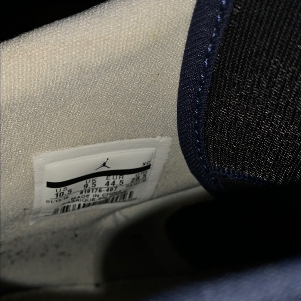 Blue snake skin Jordan 1s - Picture 4 of 4